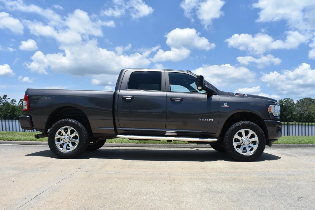 2022 Ram 2500 - Image 3 of 18