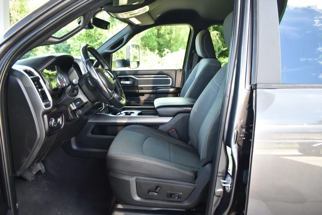 2022 Ram 2500 - Image 8 of 18