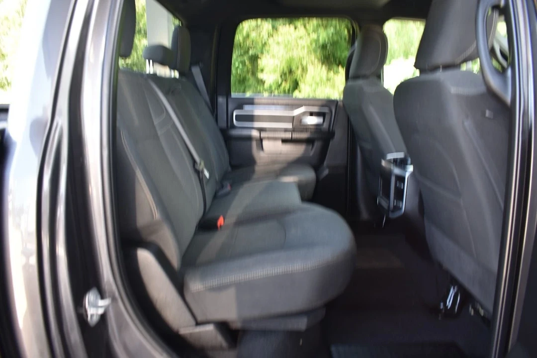 2022 Ram 2500 - Image 12 of 18