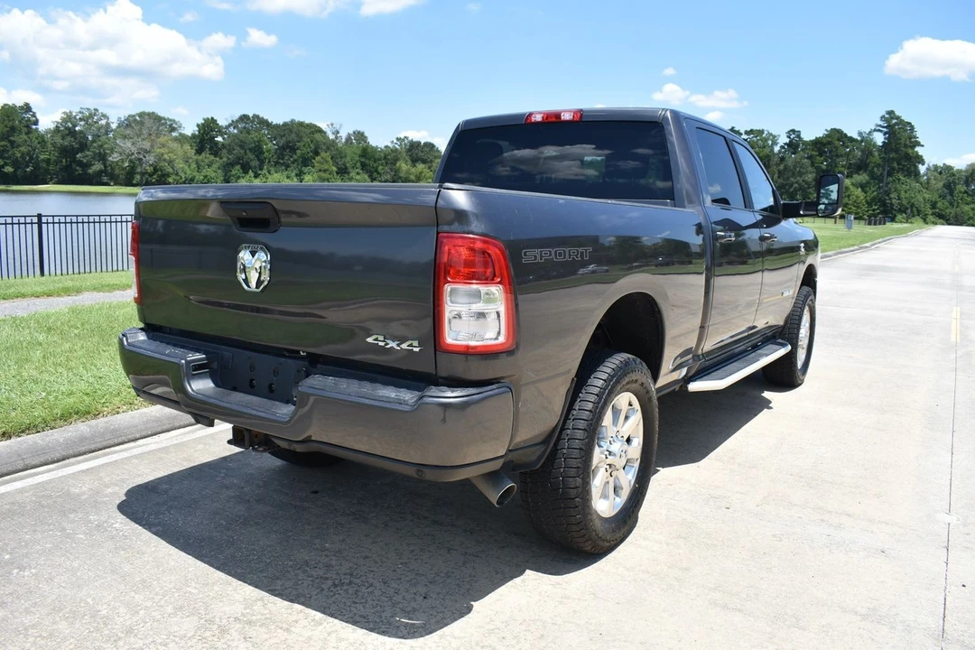 2022 Ram 2500 - Image 4 of 18