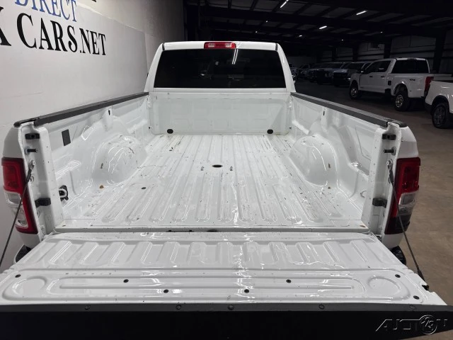 2022 Ram 2500 - Image 8 of 24