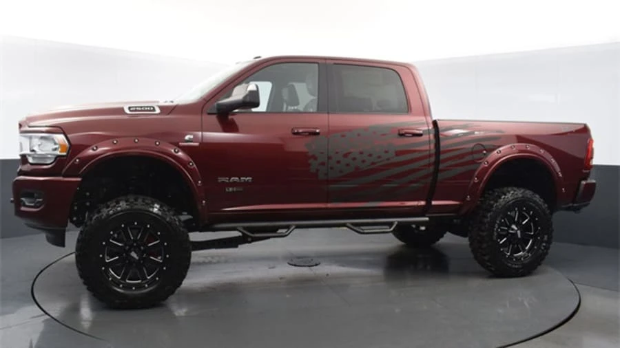 2022 Ram 2500 - Image 2 of 14