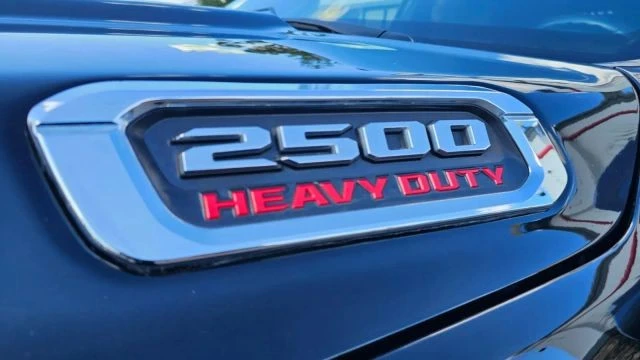 2022 Ram 2500 - Image 10 of 26