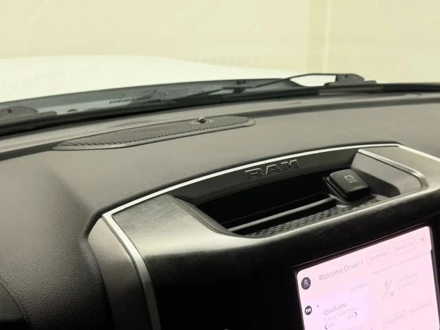 2022 Ram 2500 - Image 27 of 31