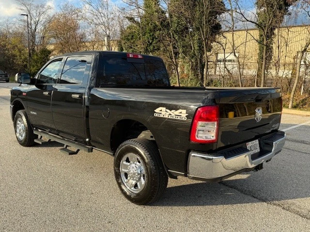 2022 Ram 2500 - Image 3 of 21