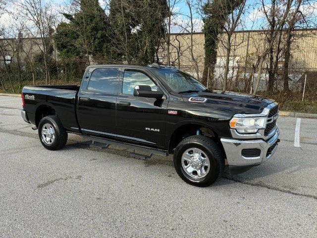 2022 Ram 2500 - Image 10 of 21