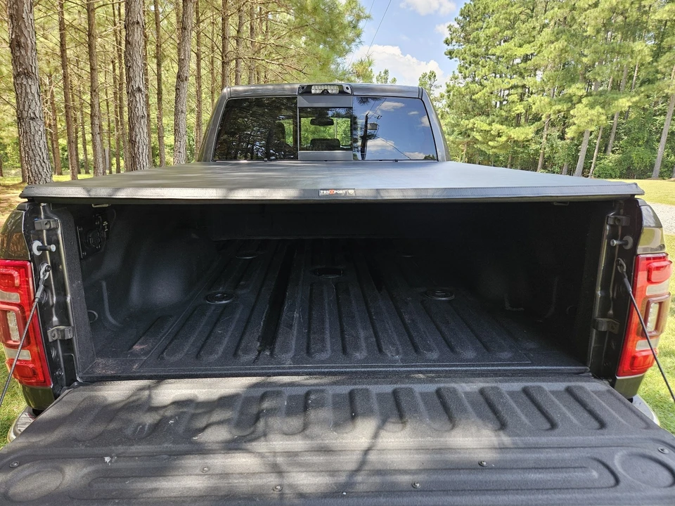 2022 Ram 2500 - Image 8 of 29
