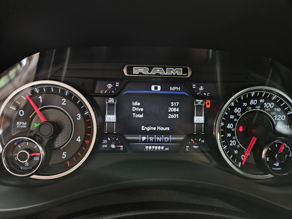 2022 Ram 2500 - Image 23 of 29