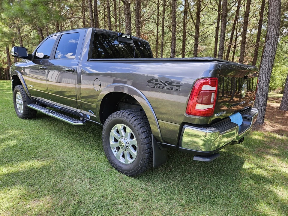 2022 Ram 2500 - Image 4 of 29