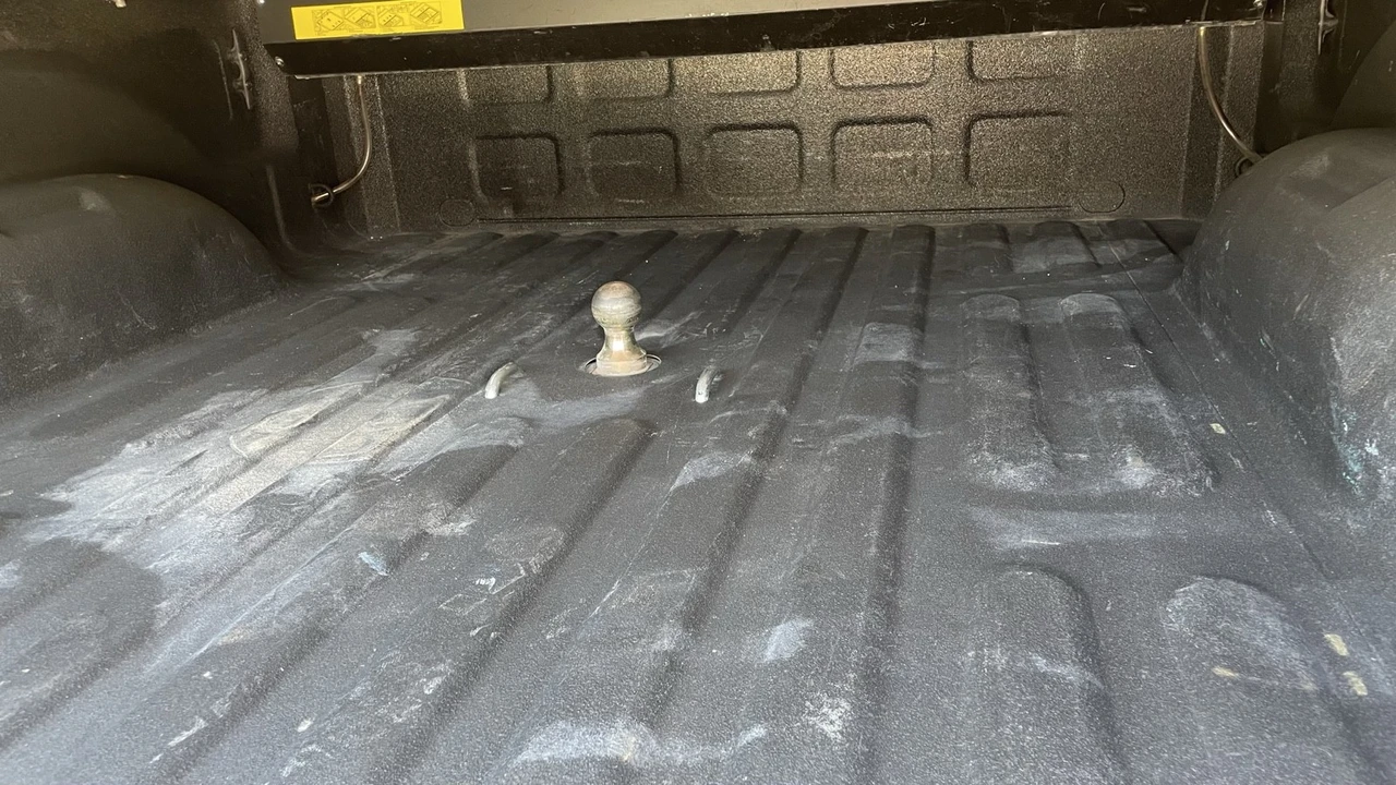 2022 Ram 2500 - Image 14 of 31