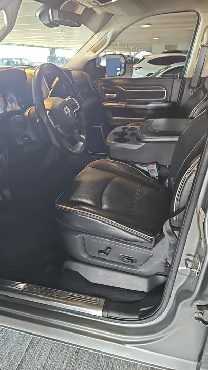 2022 Ram 2500 - Image 2 of 6