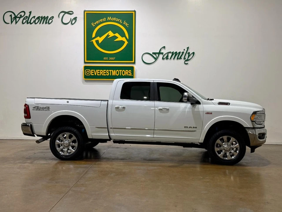 2022 Ram 2500 - Image 9 of 31