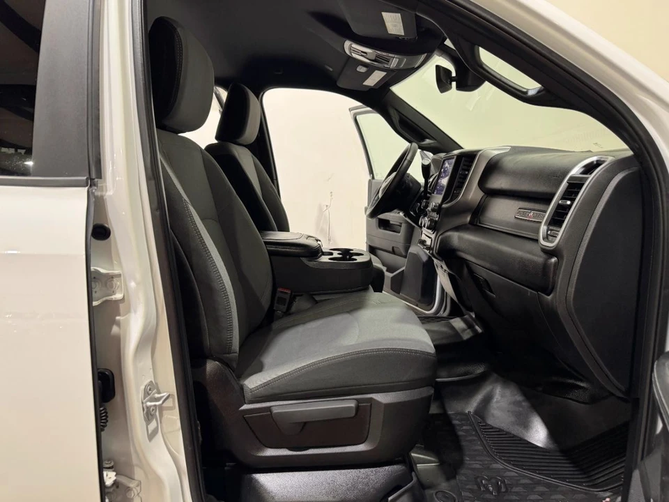 2022 Ram 2500 - Image 14 of 31