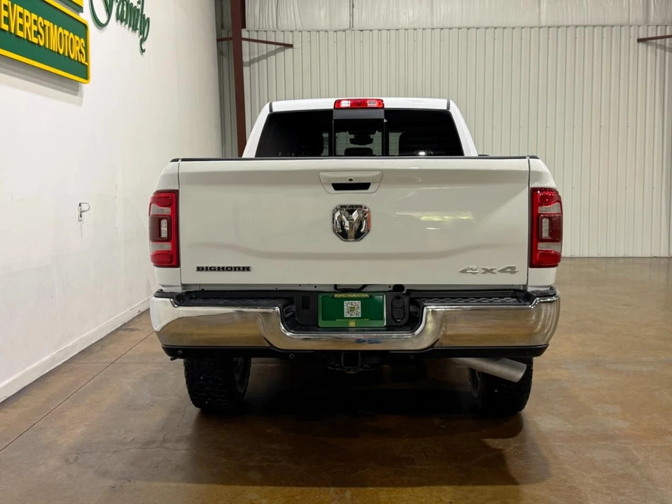 2022 Ram 2500 - Image 7 of 31
