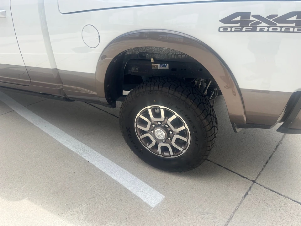 2022 Ram 2500 - Image 10 of 18