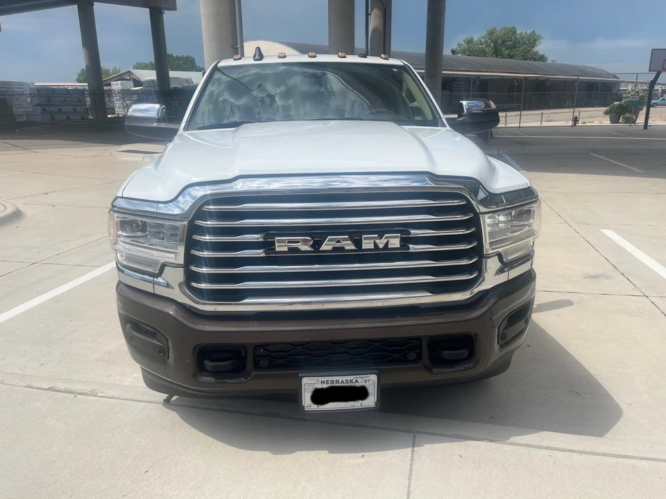 2022 Ram 2500 - Image 3 of 18