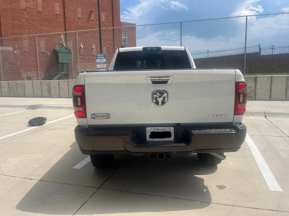 2022 Ram 2500 - Image 7 of 18