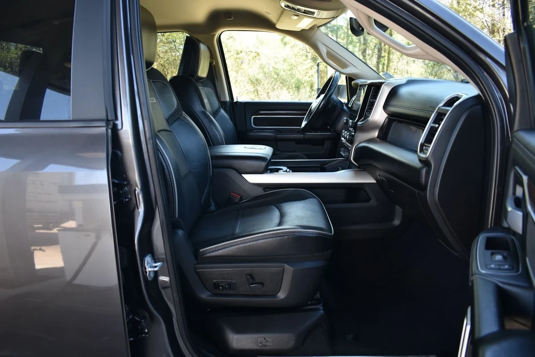 2022 Ram 2500 - Image 16 of 21