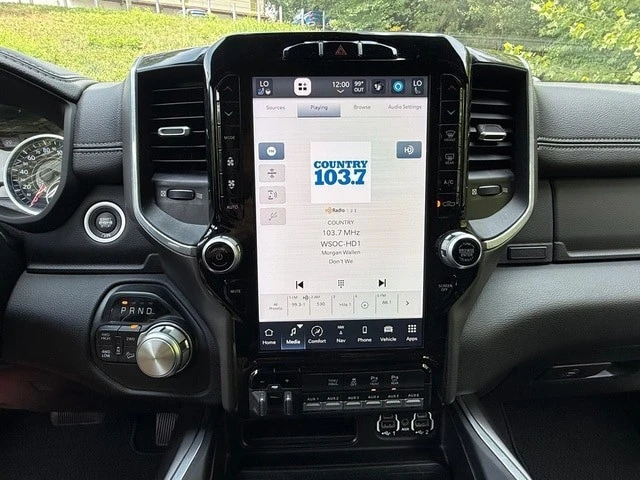 2022 Ram 2500 - Image 24 of 31