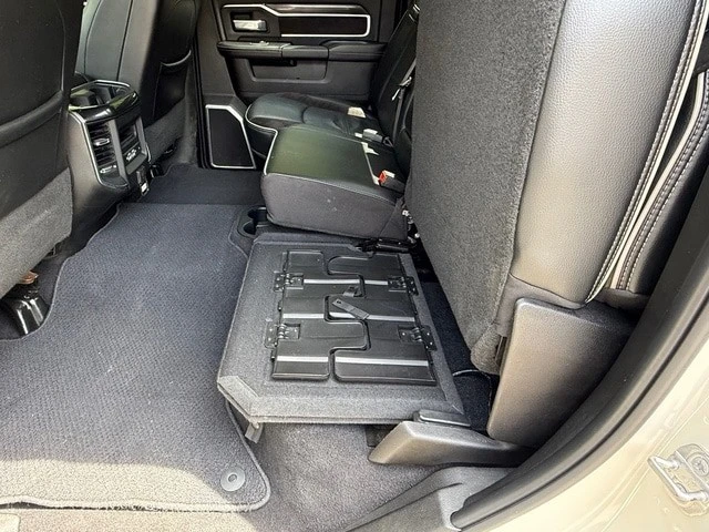 2022 Ram 2500 - Image 16 of 31