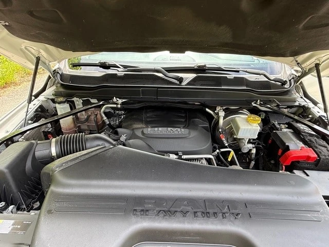 2022 Ram 2500 - Image 10 of 31