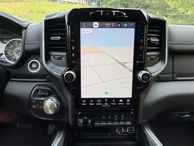 2022 Ram 2500 - Image 26 of 31