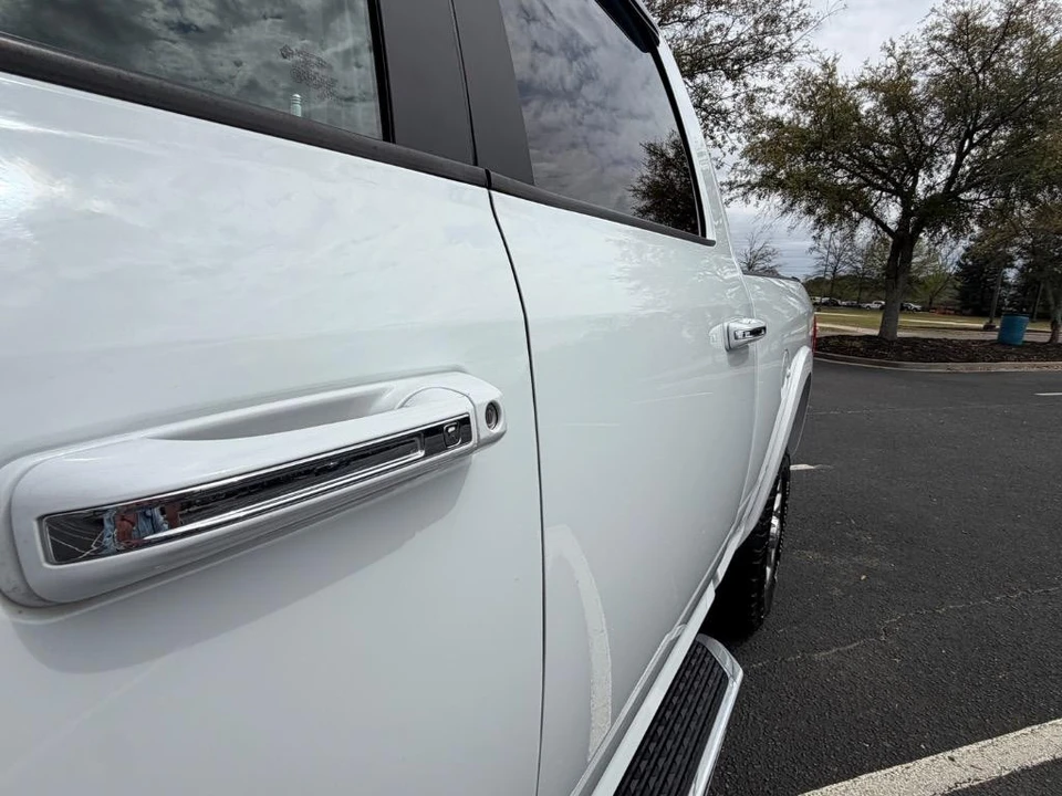 2022 Ram 2500 - Image 8 of 31
