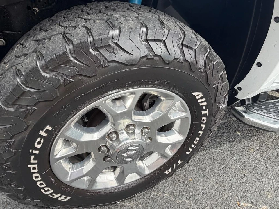 2022 Ram 2500 - Image 6 of 31