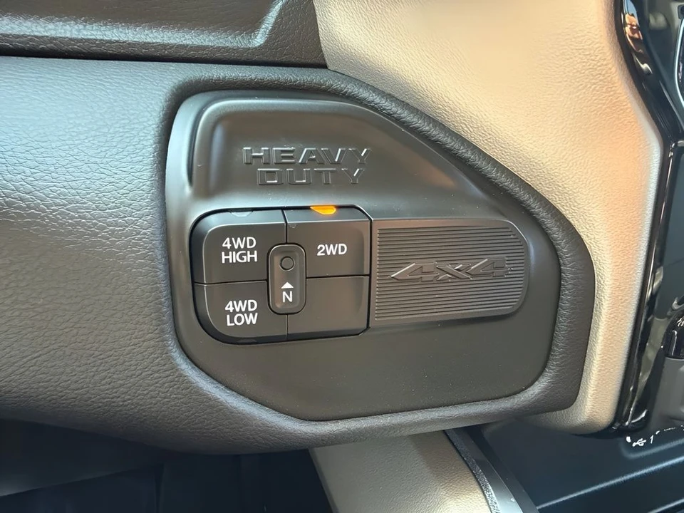 2022 Ram 2500 - Image 18 of 30