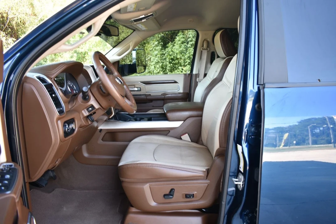 2022 Ram 2500 - Image 9 of 12