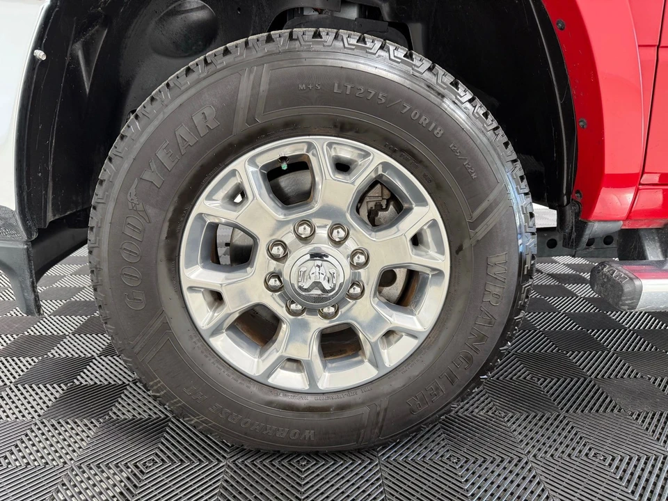 2022 Ram 2500 - Image 16 of 21
