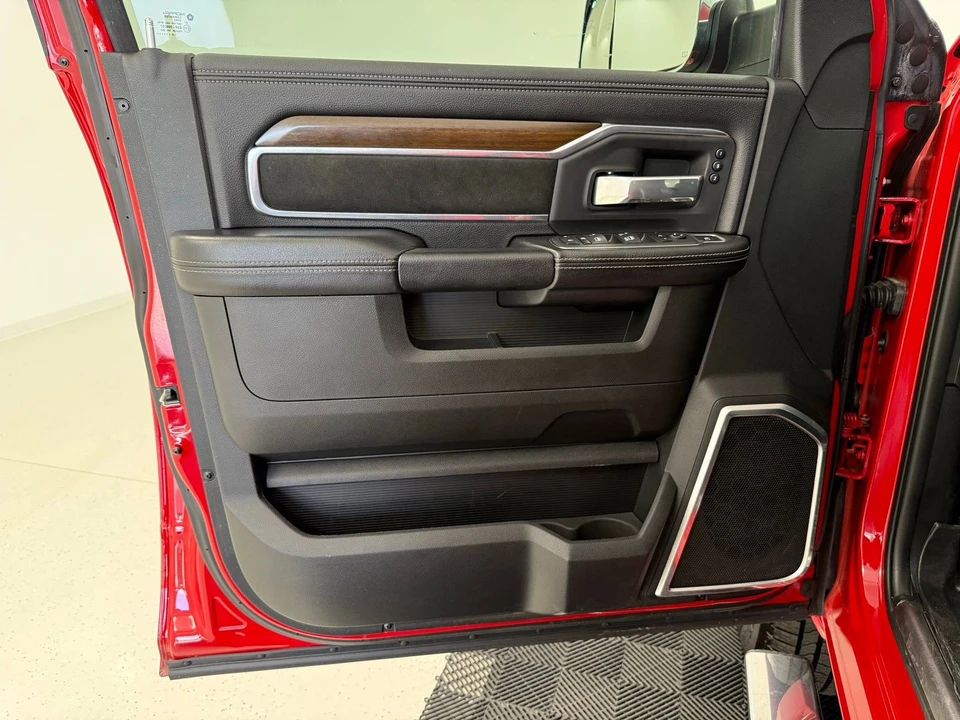 2022 Ram 2500 - Image 17 of 21
