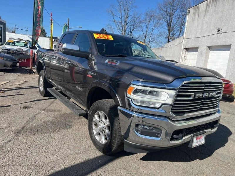 2022 Ram 2500 - Image 3 of 12
