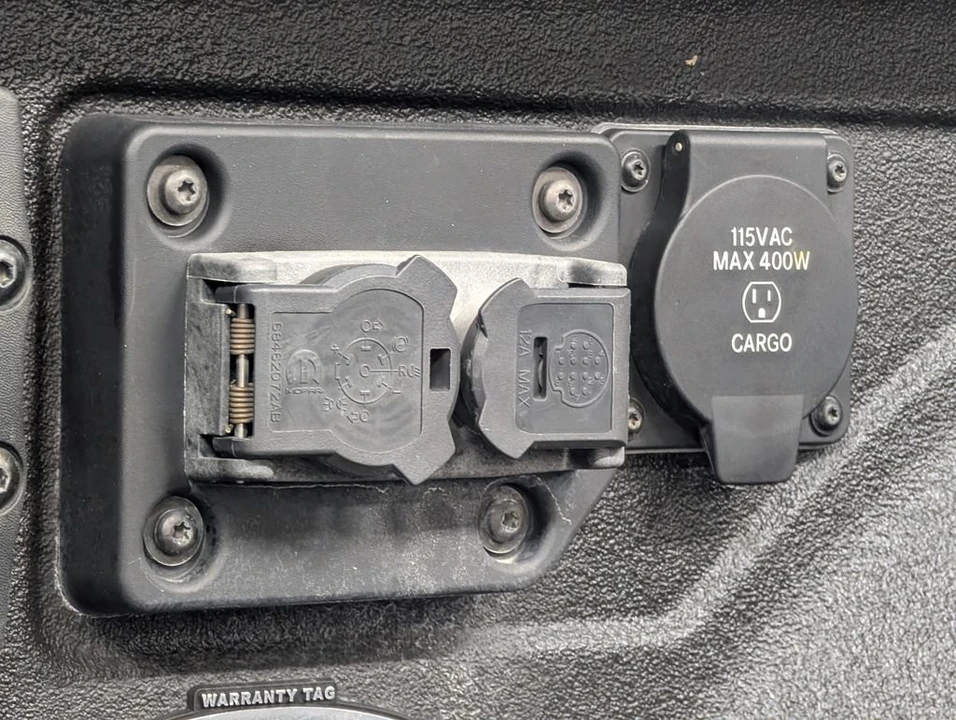 2022 Ram 2500 - Image 25 of 31