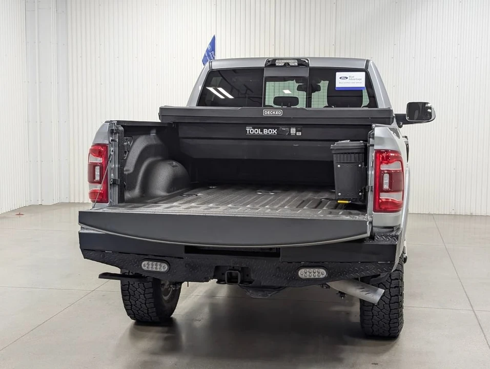 2022 Ram 2500 - Image 24 of 31