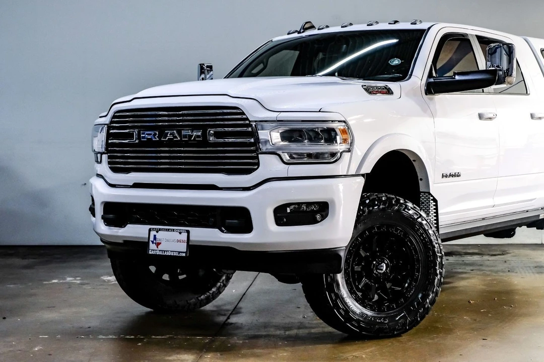 2022 Ram 2500 - Image 9 of 21