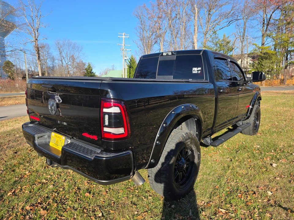 2022 Ram 2500 - Image 11 of 31