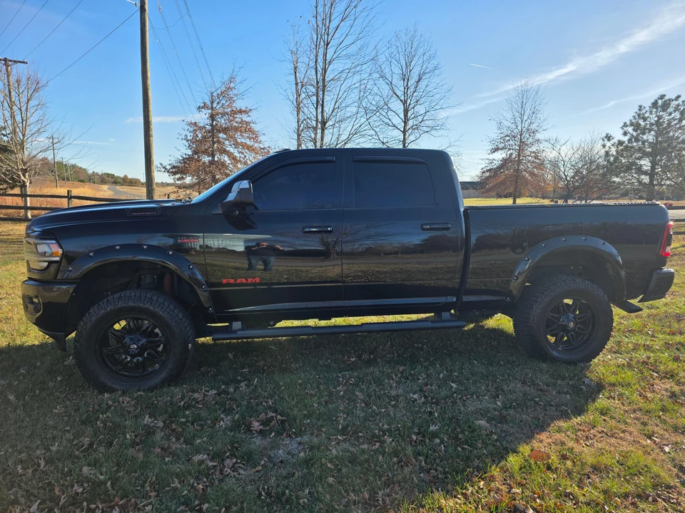 2022 Ram 2500 - Image 9 of 31