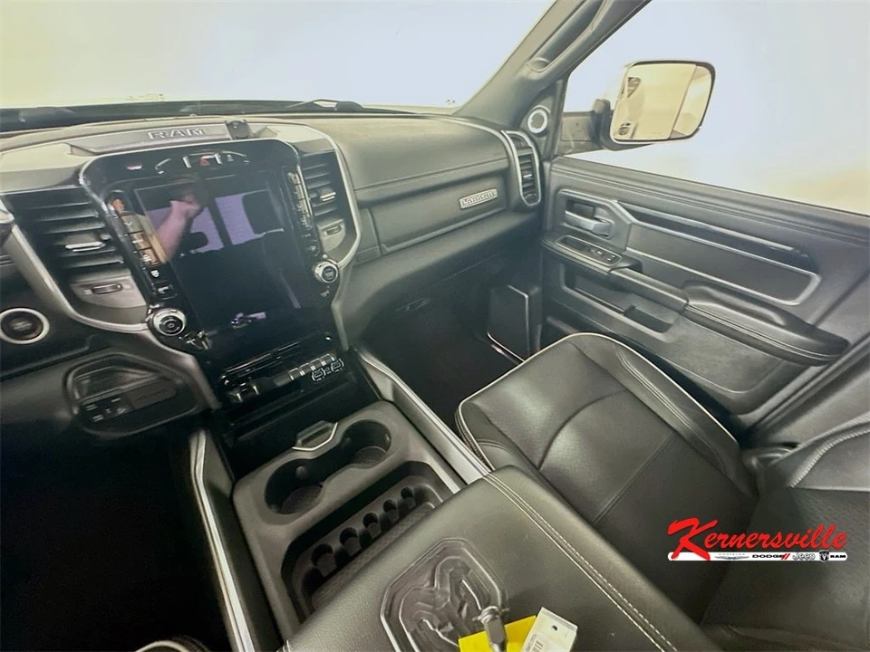 2022 Ram 2500 - Image 11 of 21