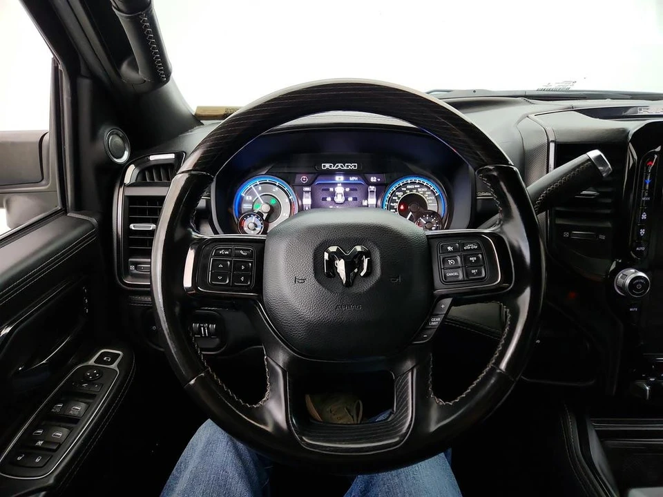 2022 Ram 2500 - Image 17 of 31