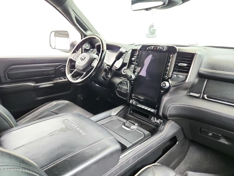 2022 Ram 2500 - Image 25 of 31