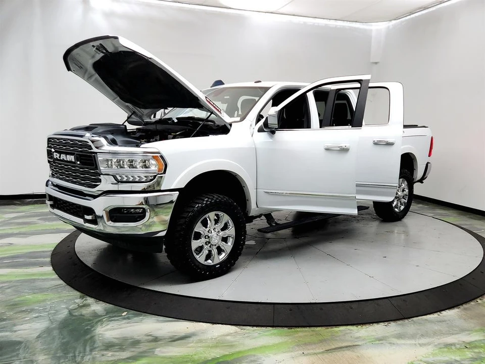 2022 Ram 2500 - Image 9 of 31