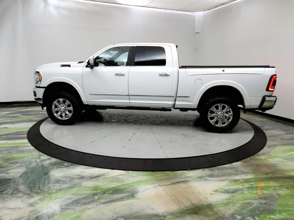 2022 Ram 2500 - Image 8 of 31