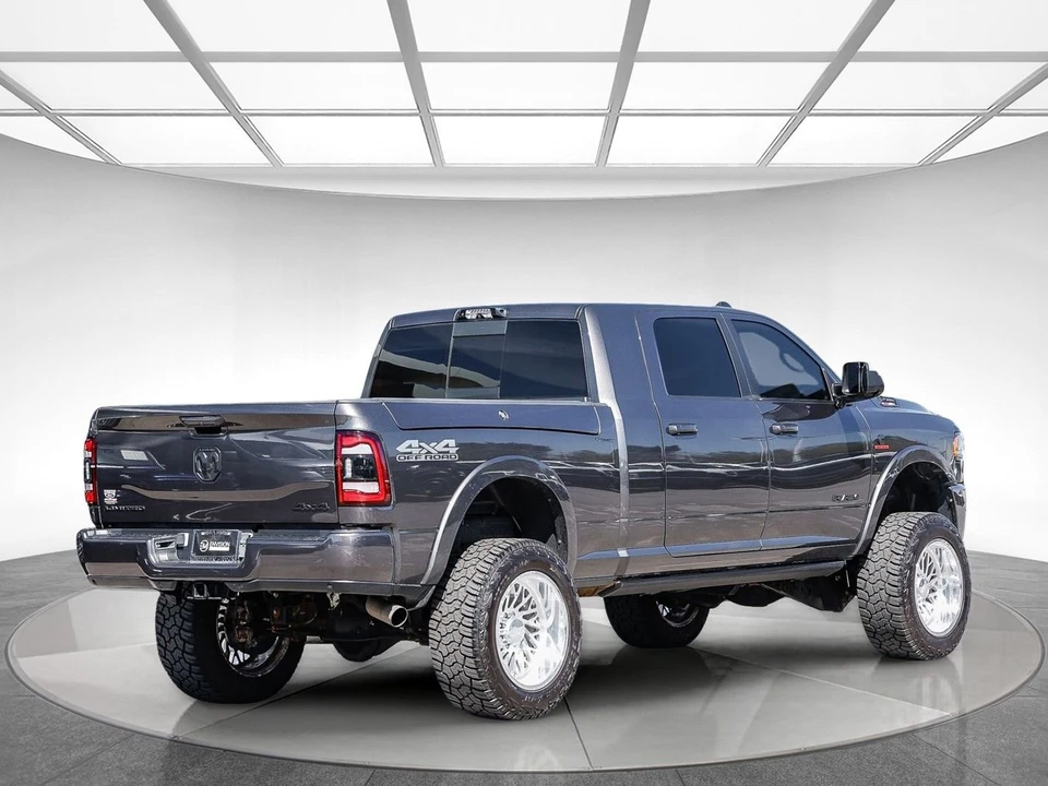 2022 Ram 2500 - Image 4 of 21