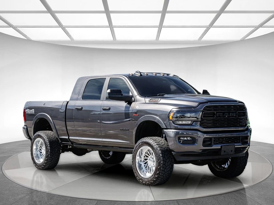 2022 Ram 2500 - Image 5 of 21