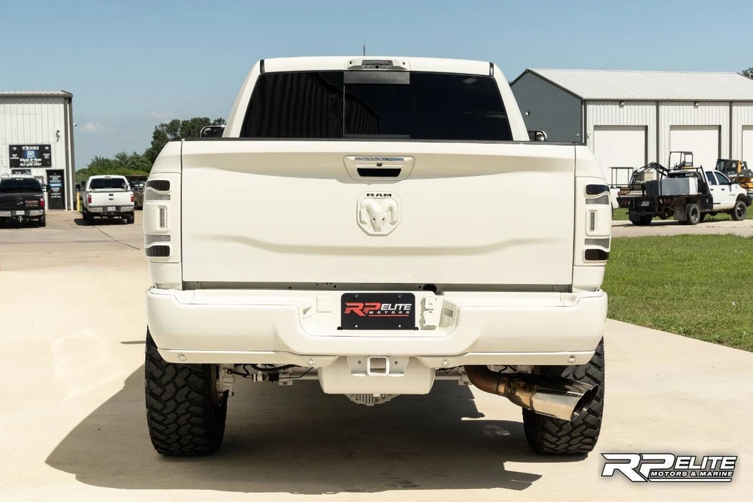 2022 Ram 2500 - Image 8 of 31