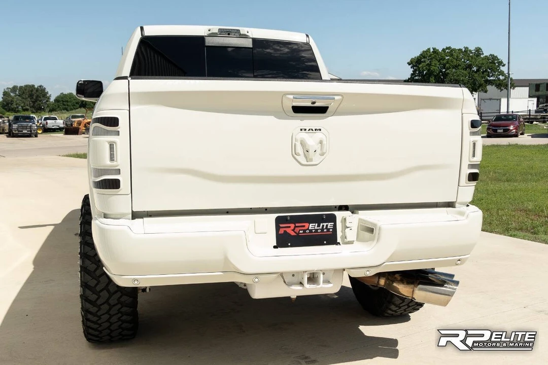 2022 Ram 2500 - Image 7 of 31