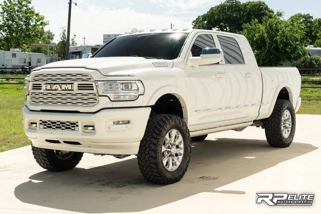 2022 Ram 2500 - Image 5 of 31