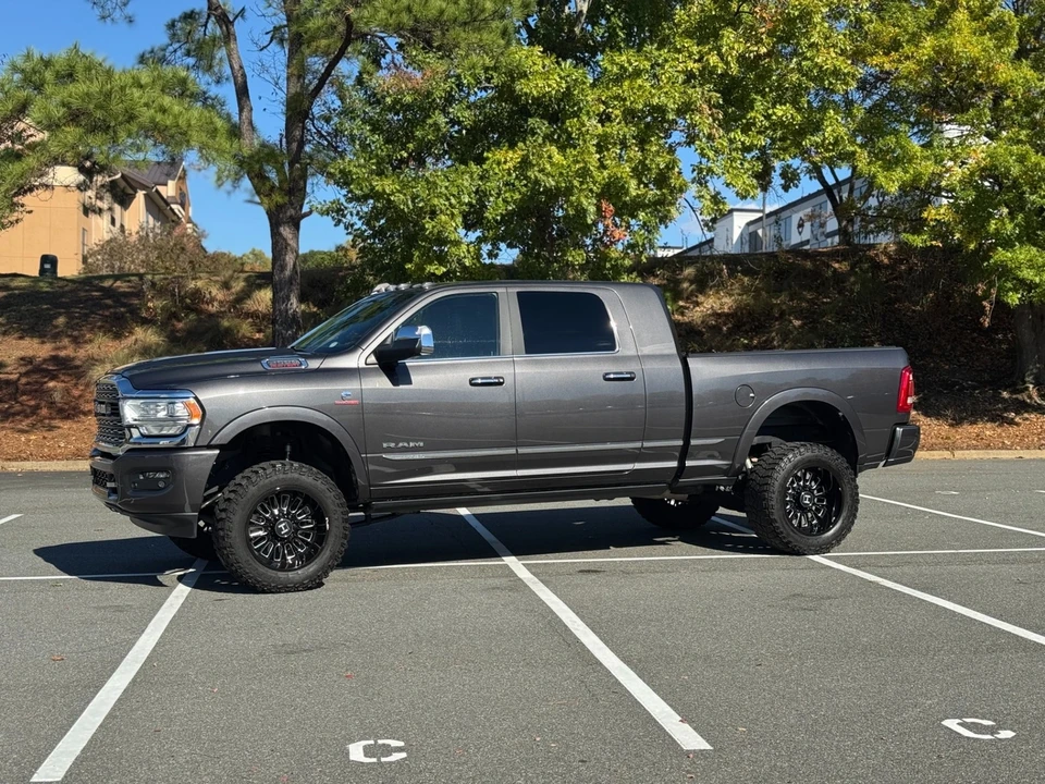 2022 Ram 2500 - Image 5 of 12