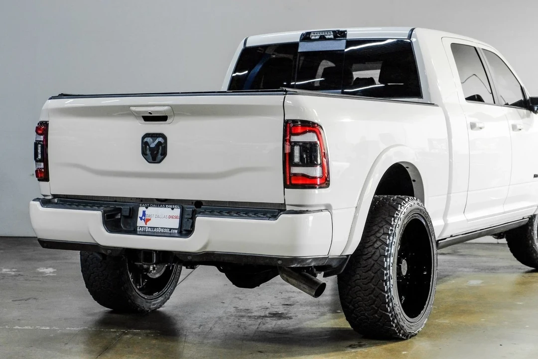 2022 Ram 2500 - Image 12 of 21